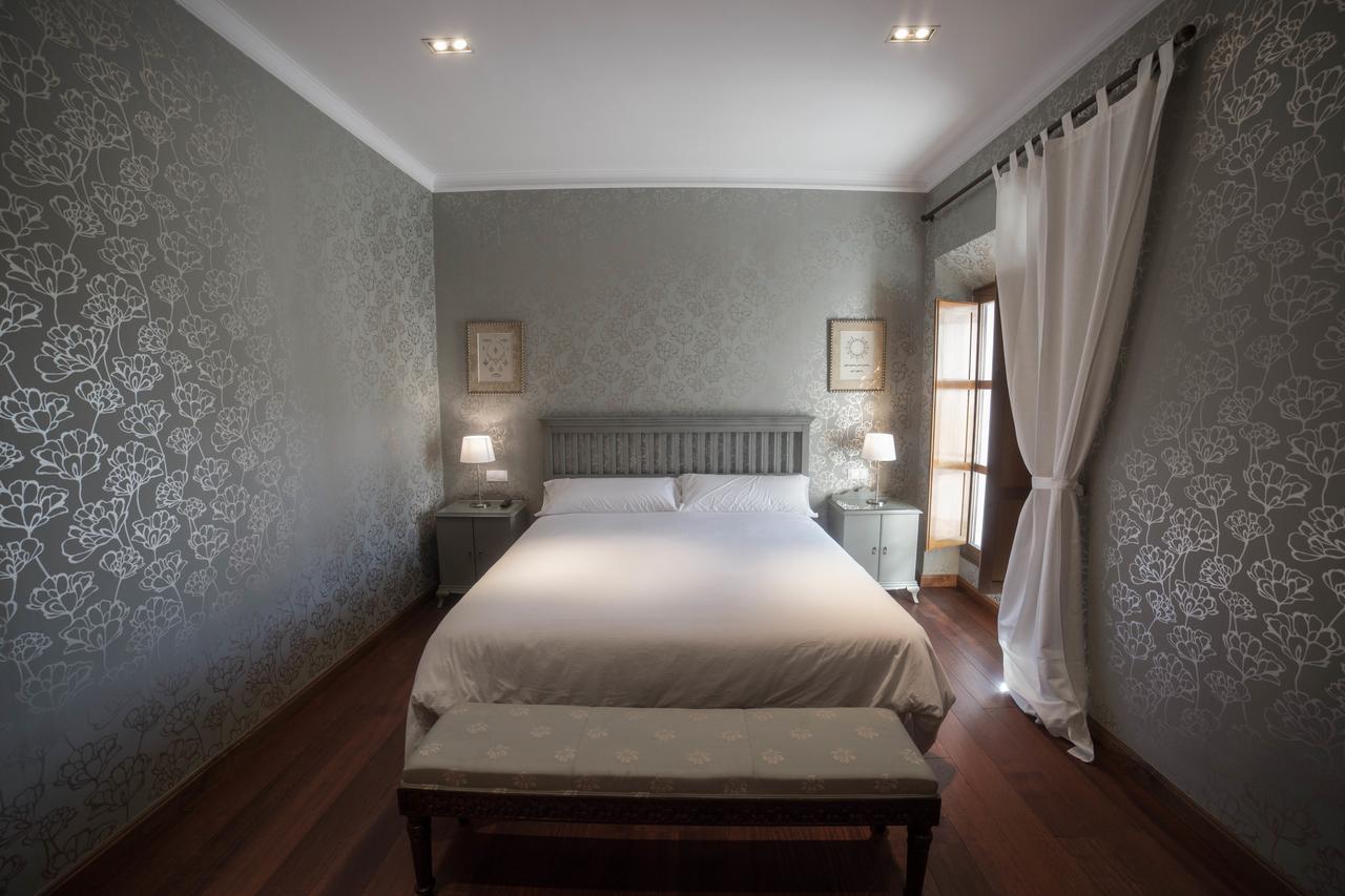Posada Isabel De Castilla Madrigal de las Altas Torres Ngoại thất bức ảnh